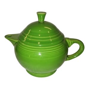 FIESTAWARE SHAMROCK 2 cup tea pot